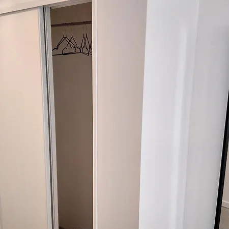 Le Serra شقة أنتيب